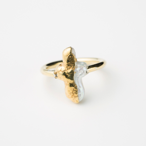 CROSS BAROQUE PERAL RING